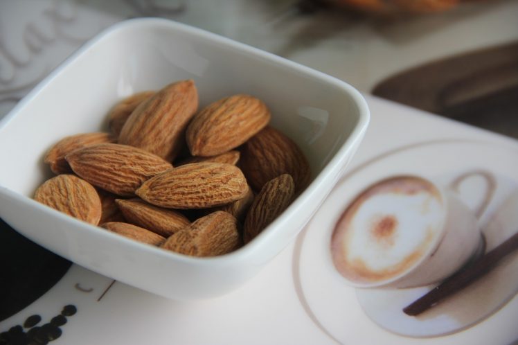 Engordan las mucho almendras